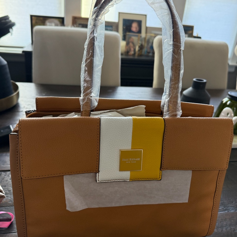 Isaac Mizrahi Beatrice Satchel / Hand Bag (NWT)